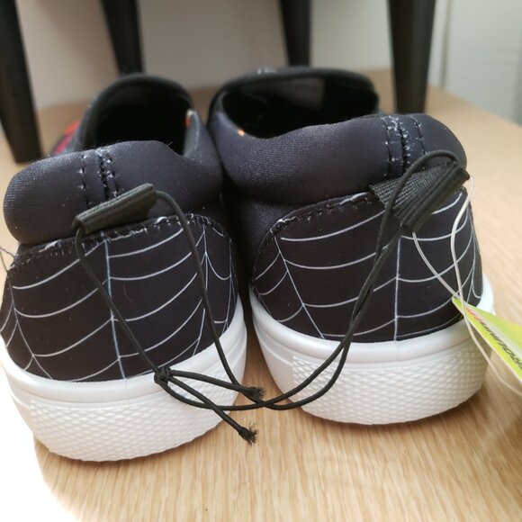 BNWT Pumpkin Stitch & Angel Devil Slip On Canvas (6) KICKS - Picture 7 of 8